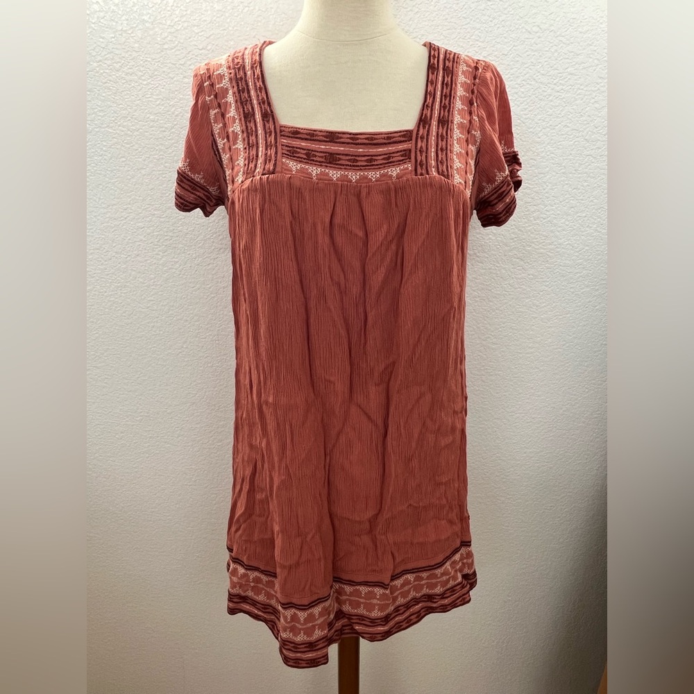 Knox Rose Size M Dusty‎ Pink Dress.